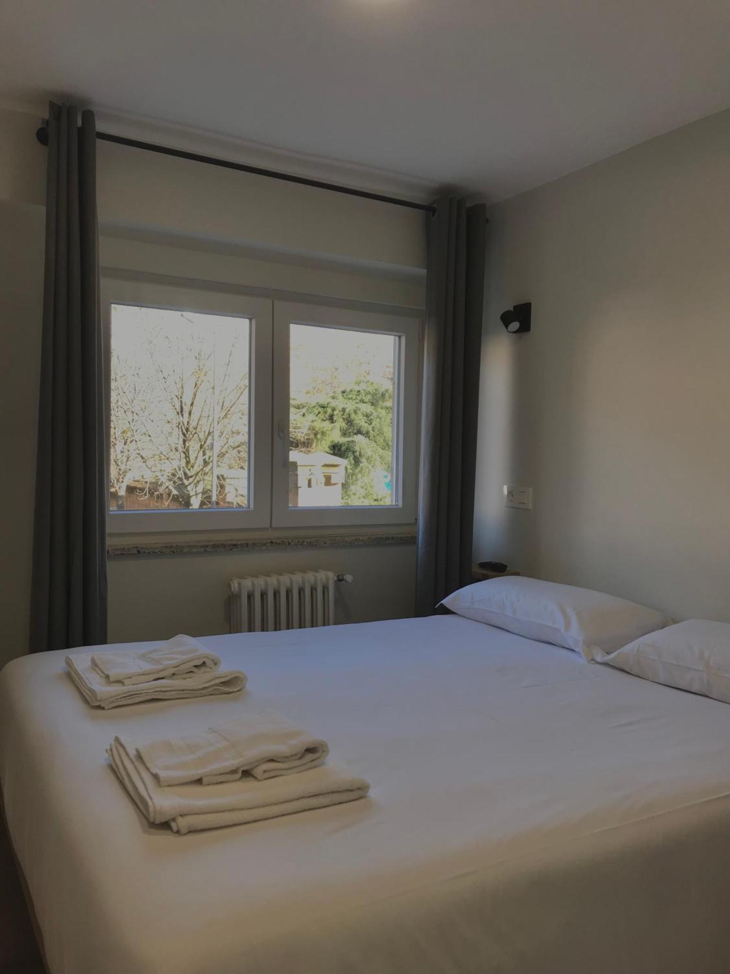 Hostal Mindanao Salamanca Esterno foto