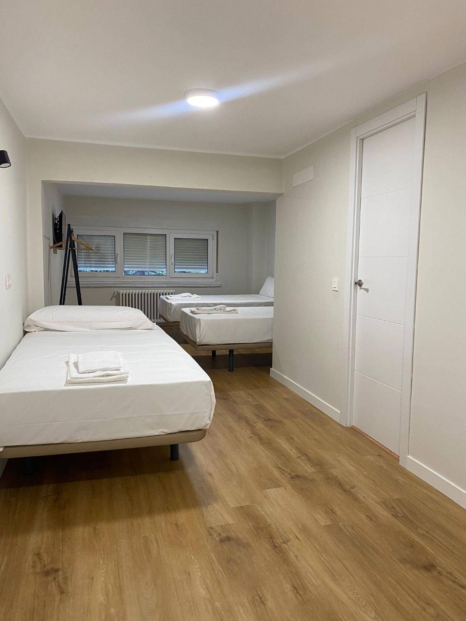 Hostal Mindanao Salamanca Esterno foto