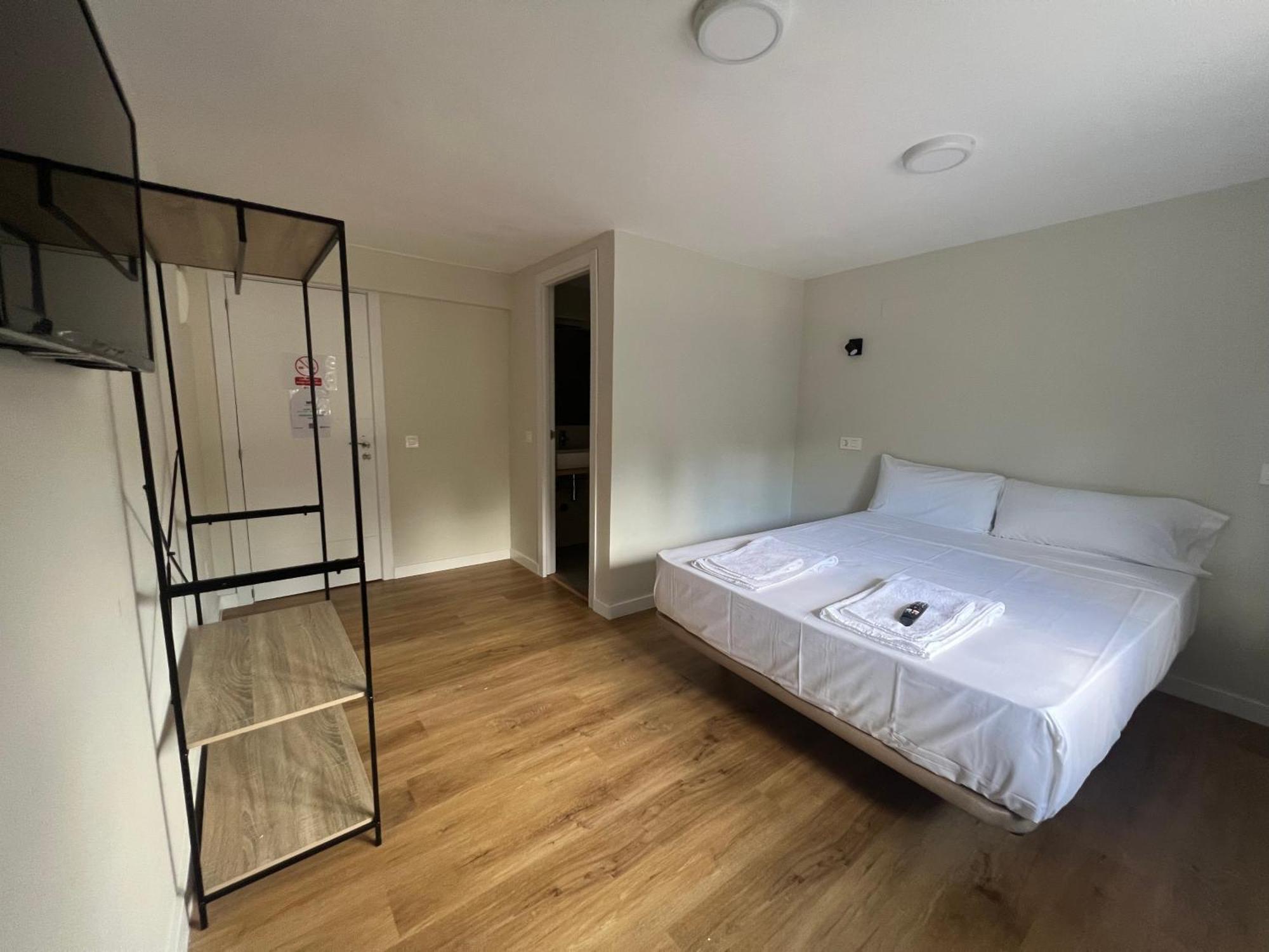 Hostal Mindanao Salamanca Esterno foto