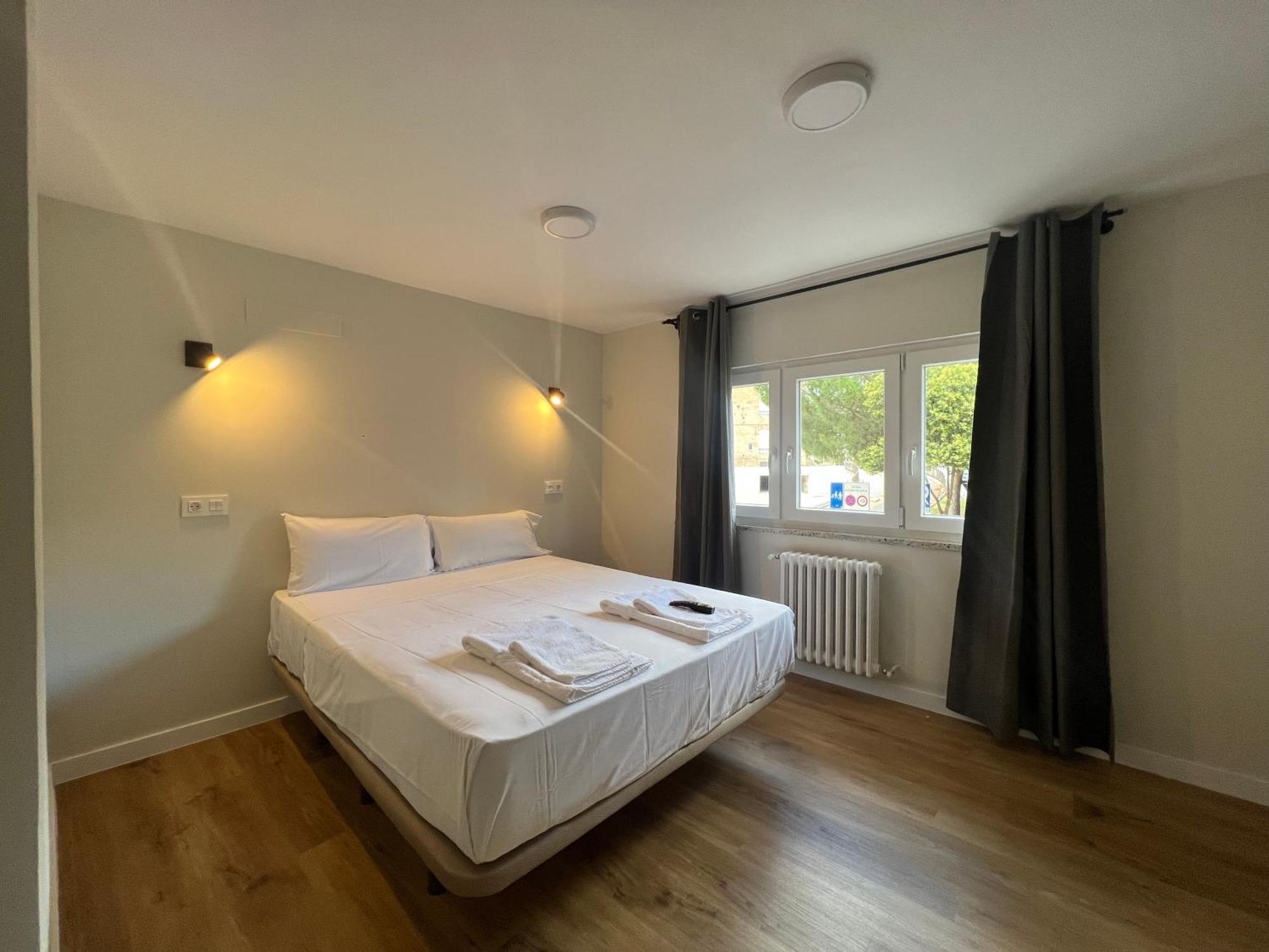 Hostal Mindanao Salamanca Esterno foto