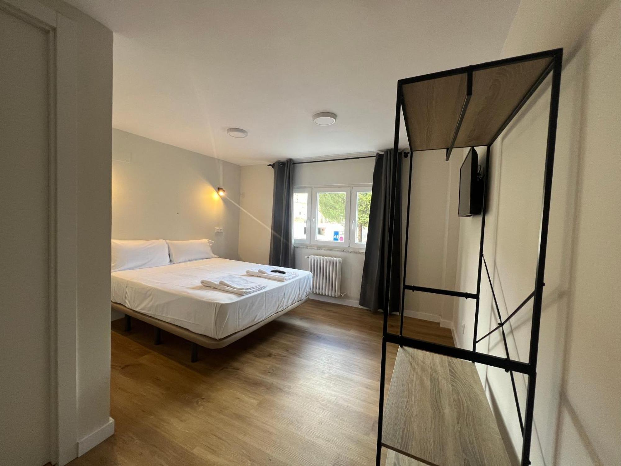 Hostal Mindanao Salamanca Esterno foto